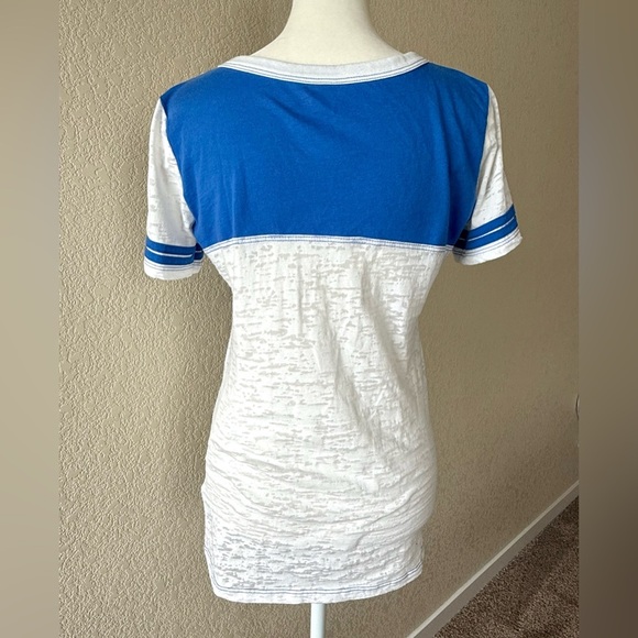 🏀 Denver Nuggets Women’s Tee – Blue84 – Medium – Distressed Flag Logo - Picture 5 of 6